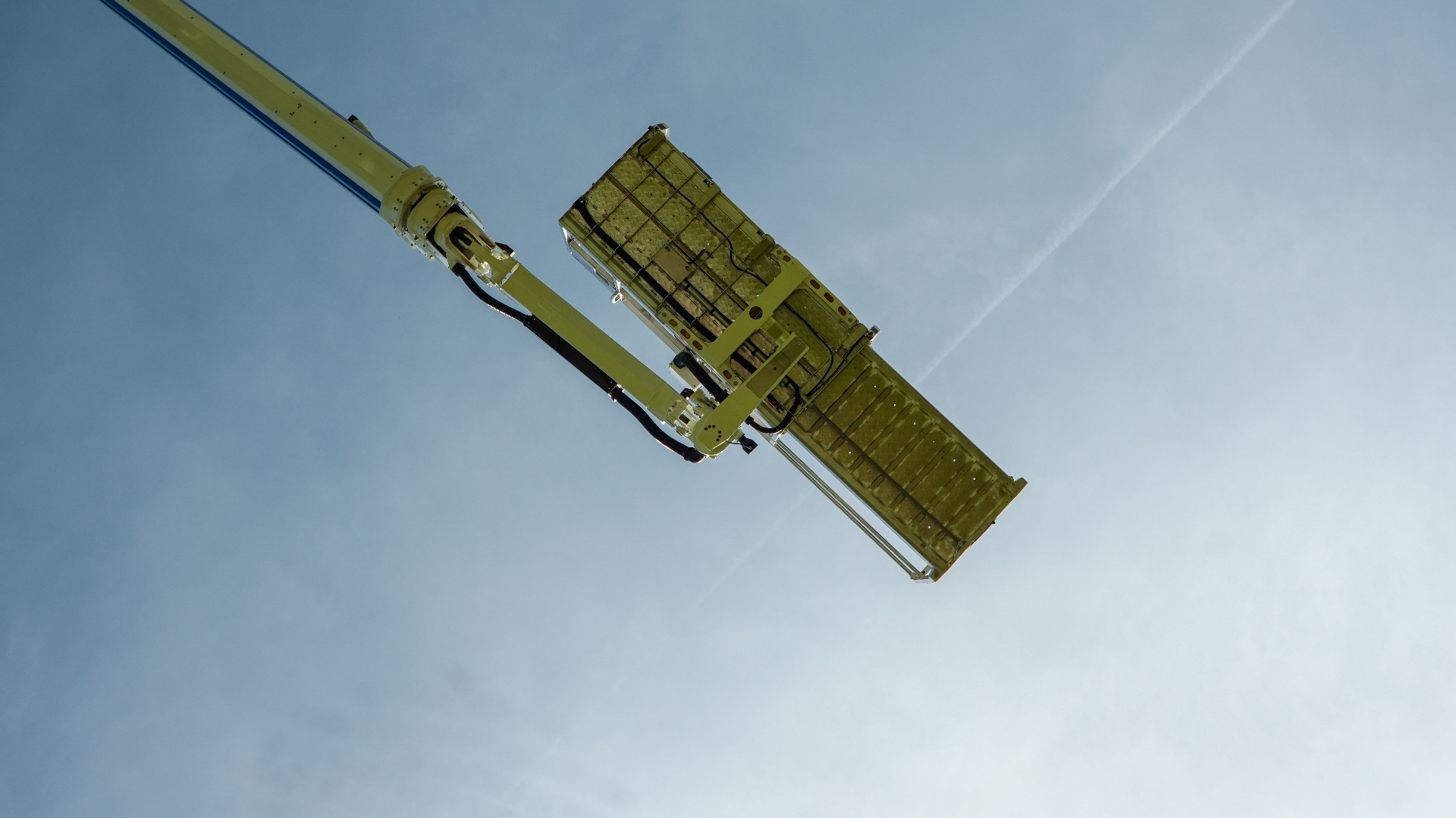 Rentit — Hebebühne am Himmel